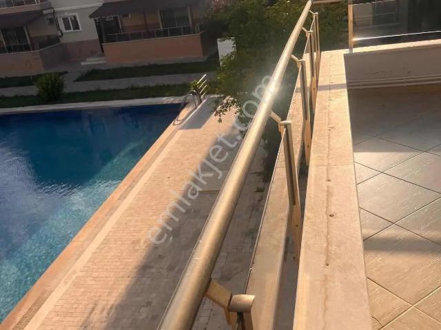 Foça, İzmir içerisinde satılık mülk