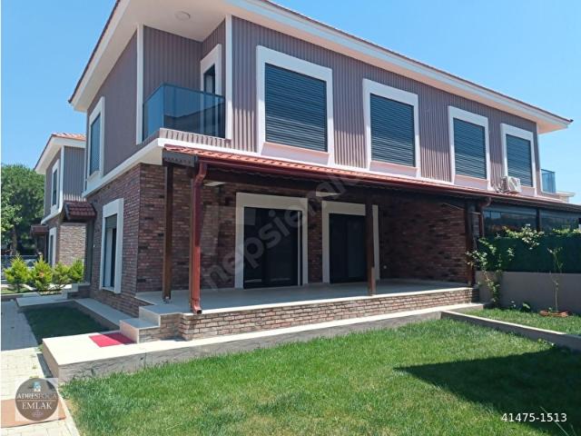 Foça, İzmir içerisinde satılık Villa