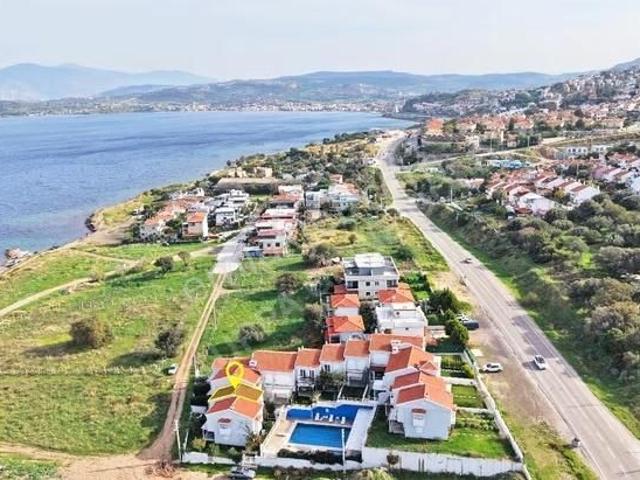 Foça, İzmir içerisinde kiralık Villa