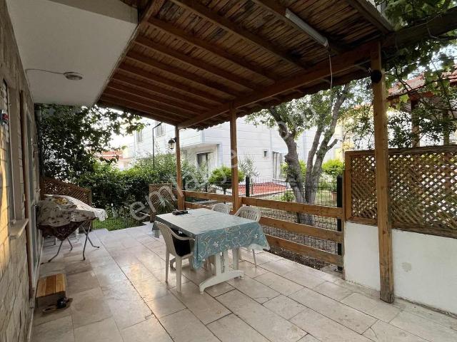 Foça, İzmir içerisinde satılık Villa