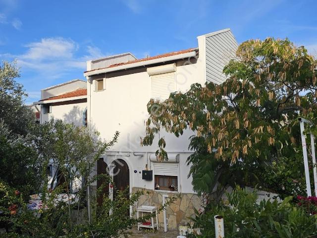 Foça, İzmir içerisinde satılık Villa