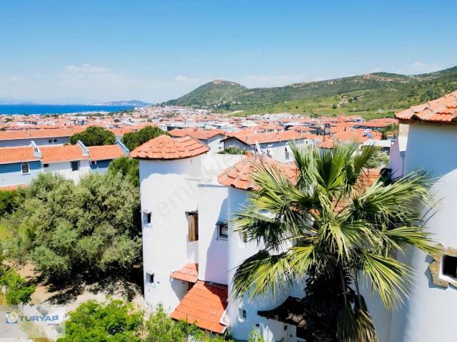 Foça, İzmir içerisinde kiralık Villa