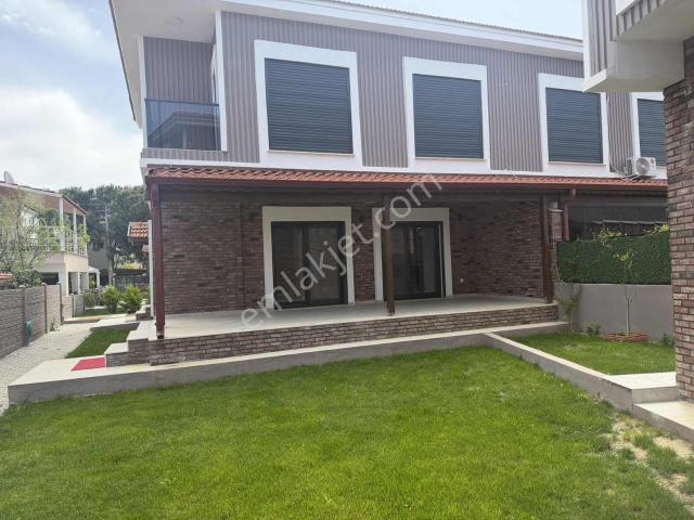 Foça, İzmir içerisinde satılık Villa