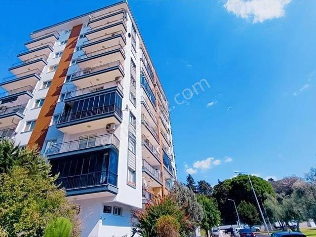 Bayrakli, İzmir içerisinde kiralık mülk
