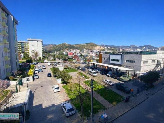 Örnekköy Mahallesi, Karşıyaka içerisinde satılık mülk