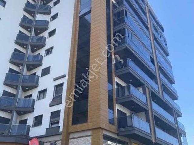 Bayrakli, İzmir içerisinde satılık mülk