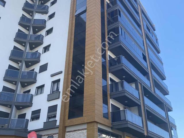 Bayrakli, İzmir içerisinde satılık mülk