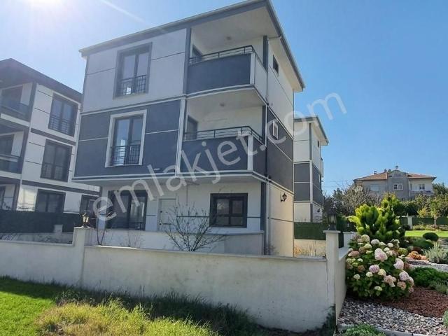 Marmaraereğlisi, Tekirdağ içerisinde satılık Villa