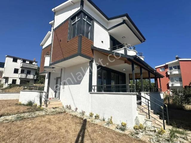 Marmaraereğlisi, Tekirdağ içerisinde satılık Villa