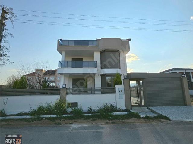 Döşemealti, Antalya içerisinde satılık Villa