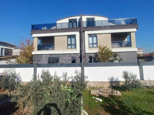 Döşemealti, Antalya içerisinde satılık Villa