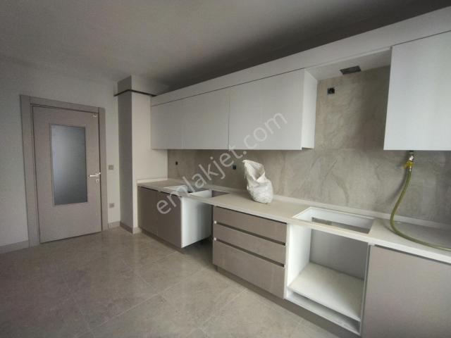 Kahramanmaraş, Dulkadiroğlu içerisinde kiralık mülk