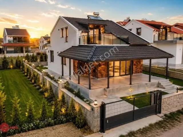 Dikili, İzmir içerisinde satılık Villa