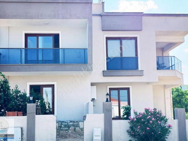 Foça, İzmir içerisinde kiralık mülk