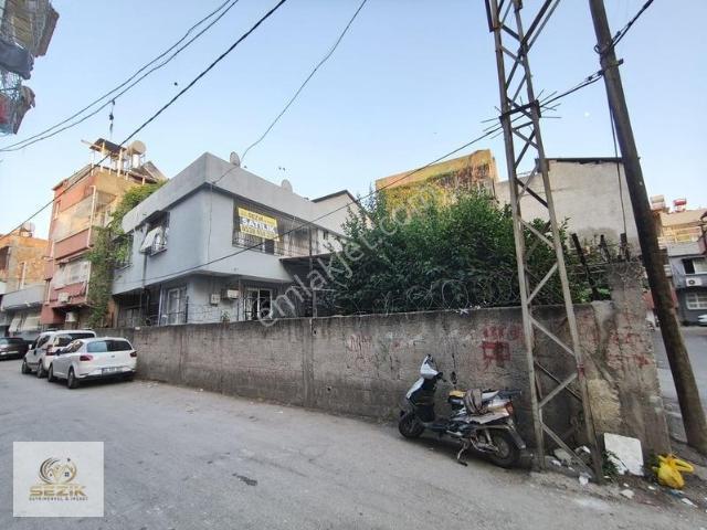 Yenibey Mahallesi, Seyhan içerisinde satılık Villa