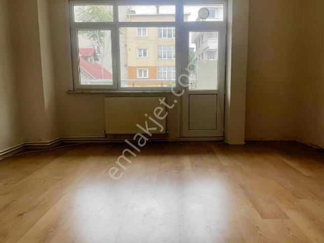 Yenibosna Merkez Mahallesi, Bahçelievler içerisinde kiralık mülk