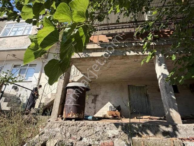 İzmit, Kocaeli içerisinde satılık Villa