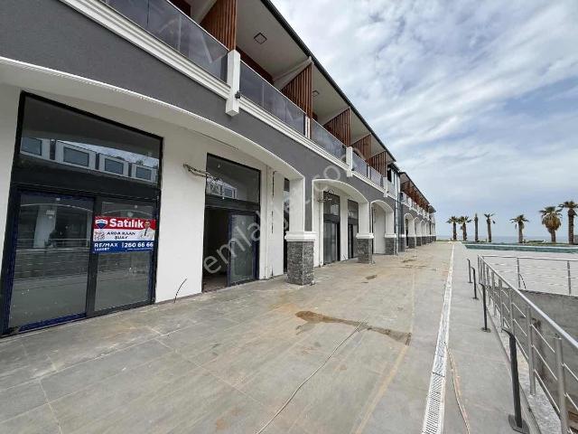 Foça, İzmir içerisinde satılık mülk