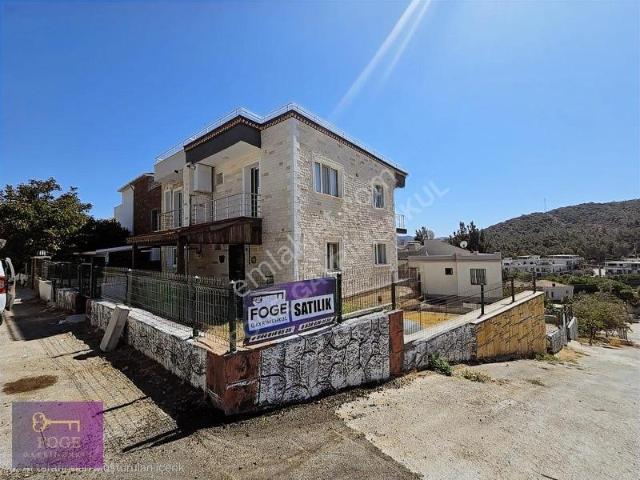 Fatih Mahallesi, Foça içerisinde satılık Villa