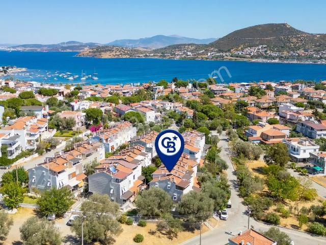Foça, İzmir içerisinde satılık Villa
