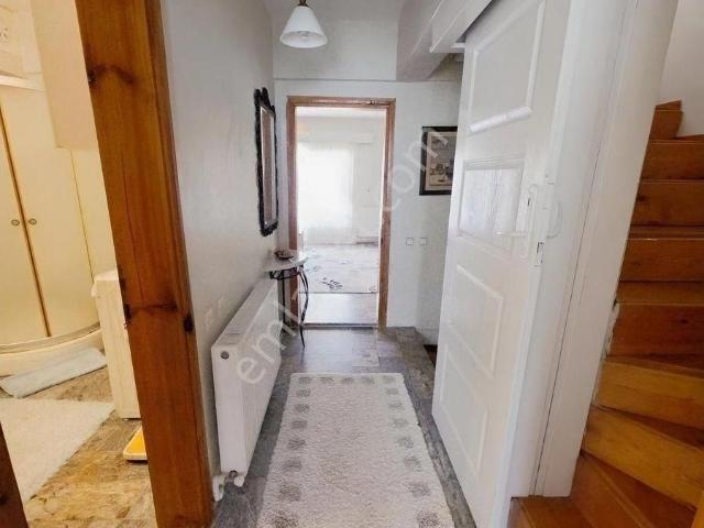 Foça, İzmir içerisinde kiralık Villa
