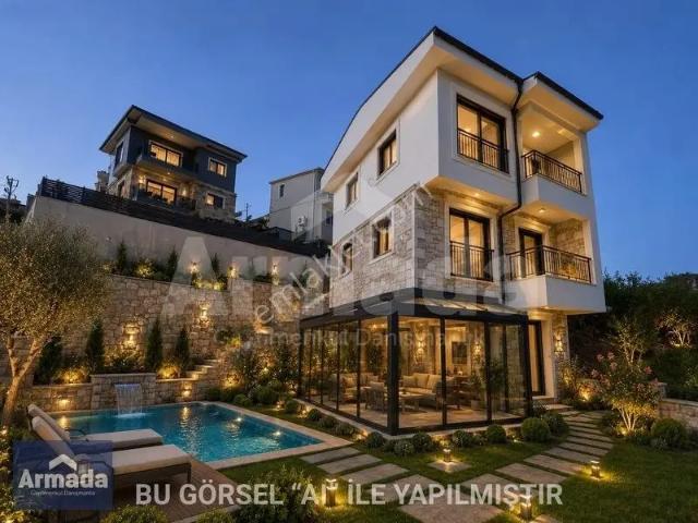 Cumhuriyet Mahallesi, Foça içerisinde satılık Villa