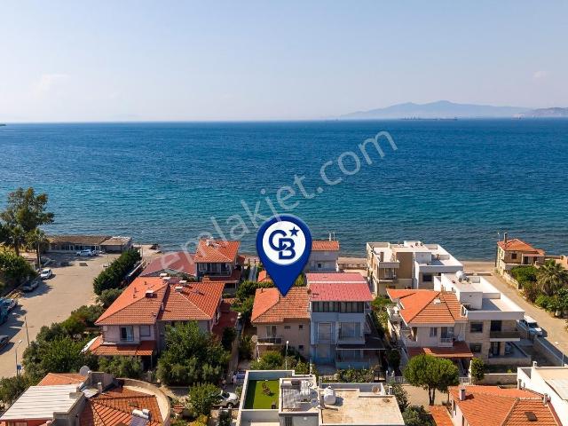 Foça, İzmir içerisinde satılık Villa