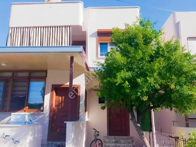 Foça, İzmir içerisinde kiralık mülk
