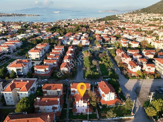 Foça, İzmir içerisinde satılık Villa