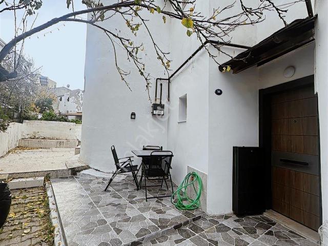Foça, İzmir içerisinde satılık Villa