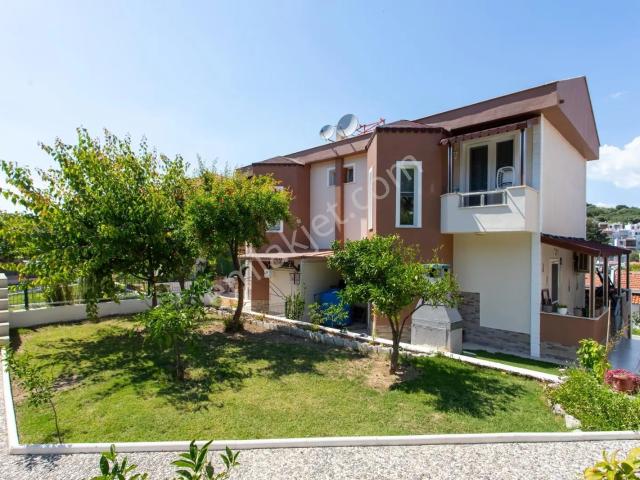 Foça, İzmir içerisinde satılık Villa