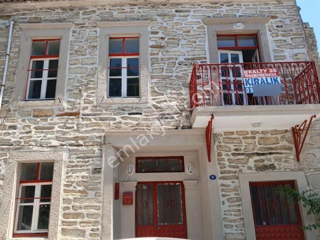 Foça, İzmir içerisinde kiralık Villa