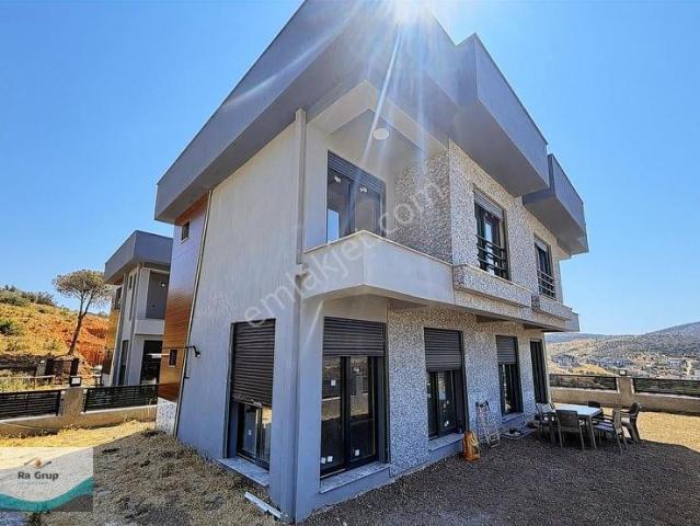Foça, İzmir içerisinde satılık Villa