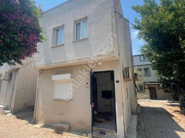 Foça, İzmir içerisinde satılık Villa