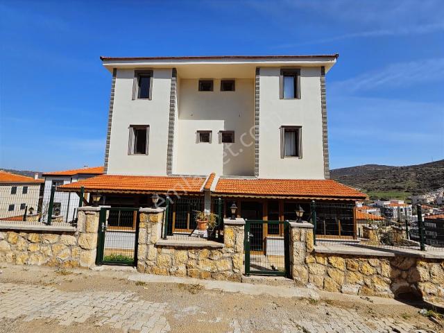 Foça, İzmir içerisinde satılık Villa