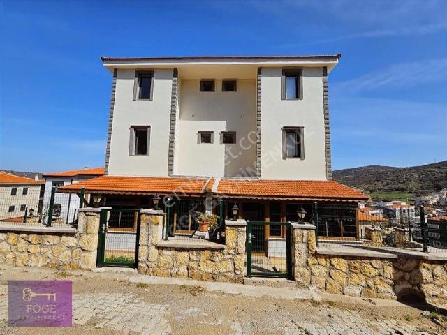 Foça, İzmir içerisinde satılık Villa