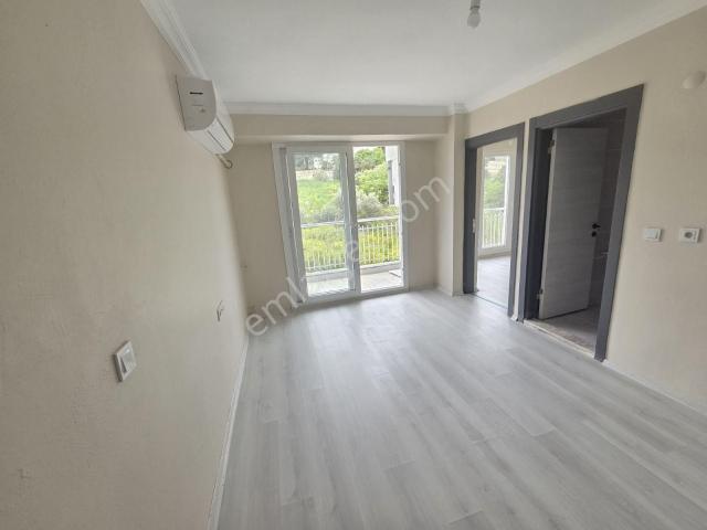 Foça, İzmir içerisinde kiralık mülk