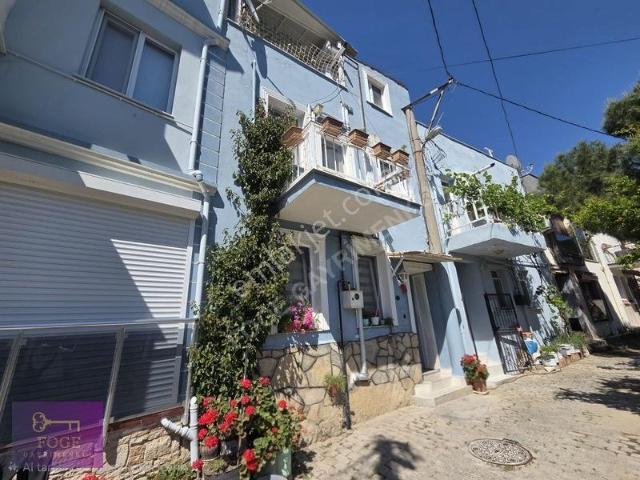 Foça, İzmir içerisinde satılık Villa