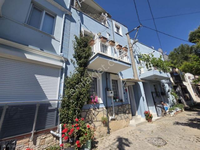 Foça, İzmir içerisinde satılık Villa
