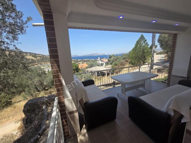 Foça, İzmir içerisinde satılık Villa