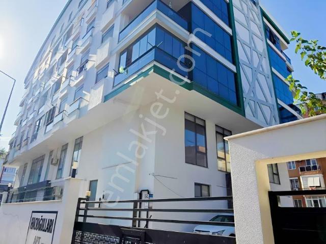 Antalya, Muratpaşa içerisinde satılık mülk