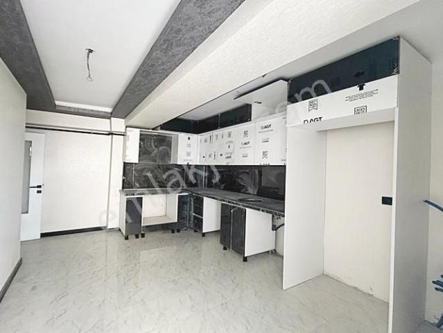 Sincan, Ankara içerisinde satılık mülk