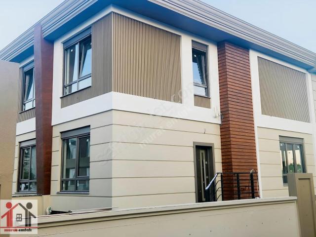 Çıplaklı, Döşemealtı içerisinde satılık Villa