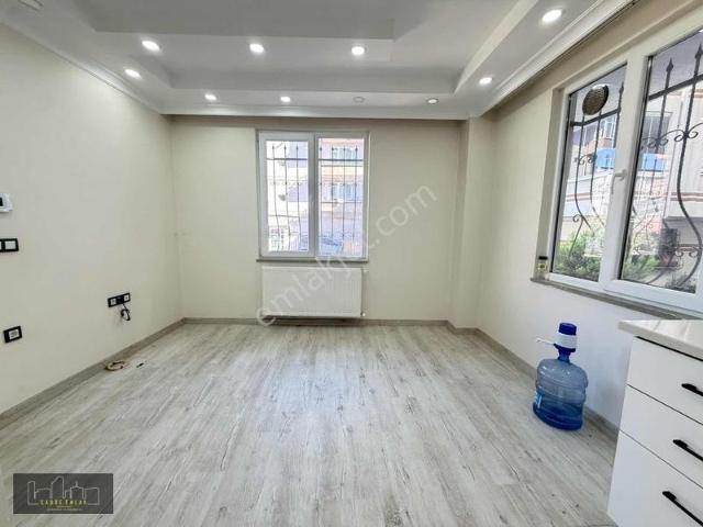 Yeni Mahalle Mahallesi, Küçükçekmece içerisinde kiralık mülk