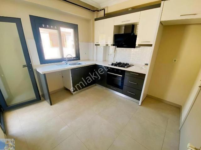 Çiğli, İzmir içerisinde kiralık mülk