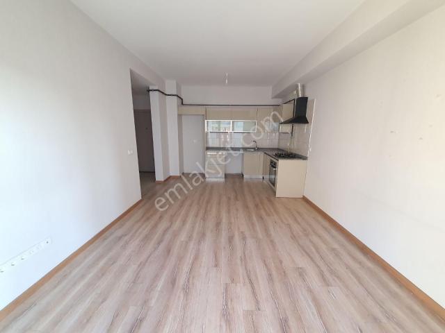 Karabağlar, İzmir içerisinde kiralık mülk