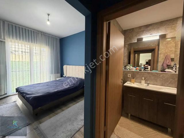 Karabağlar, İzmir içerisinde kiralık mülk