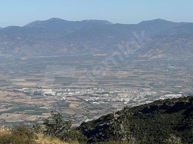 Tire, İzmir içerisinde satılık mülk