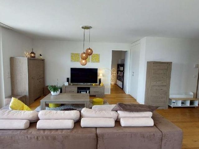 Wohnung mieten in Yens, Waadt