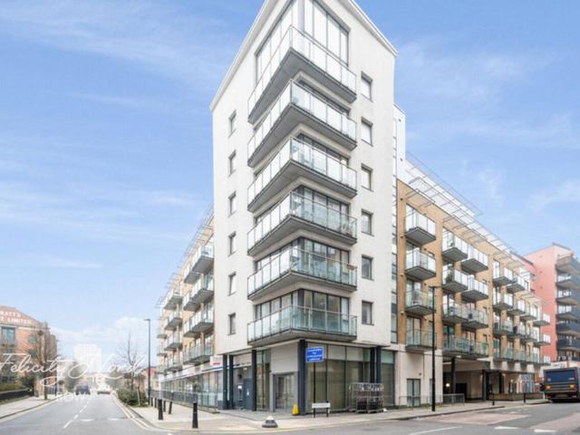 Apartment for rent in Bromley-by-Bow, Poplar Grove